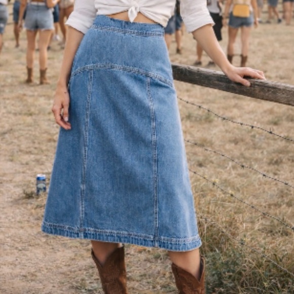 Old Navy Dresses & Skirts - Old Navy High Rise Denim Coastal Cowgirl Rodeo Drapey Denim Maxi Skirt Size 6